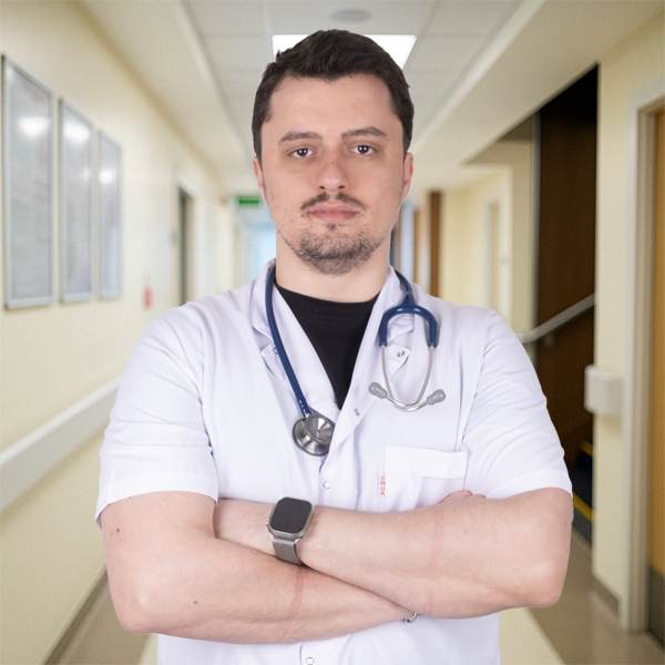 Dr. Hadis ARIFI